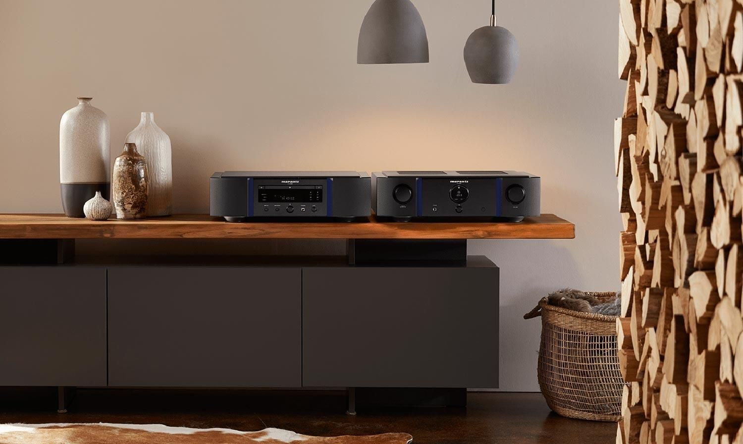 Marantz SA KI Ruby product on a dresser in front of grey wall