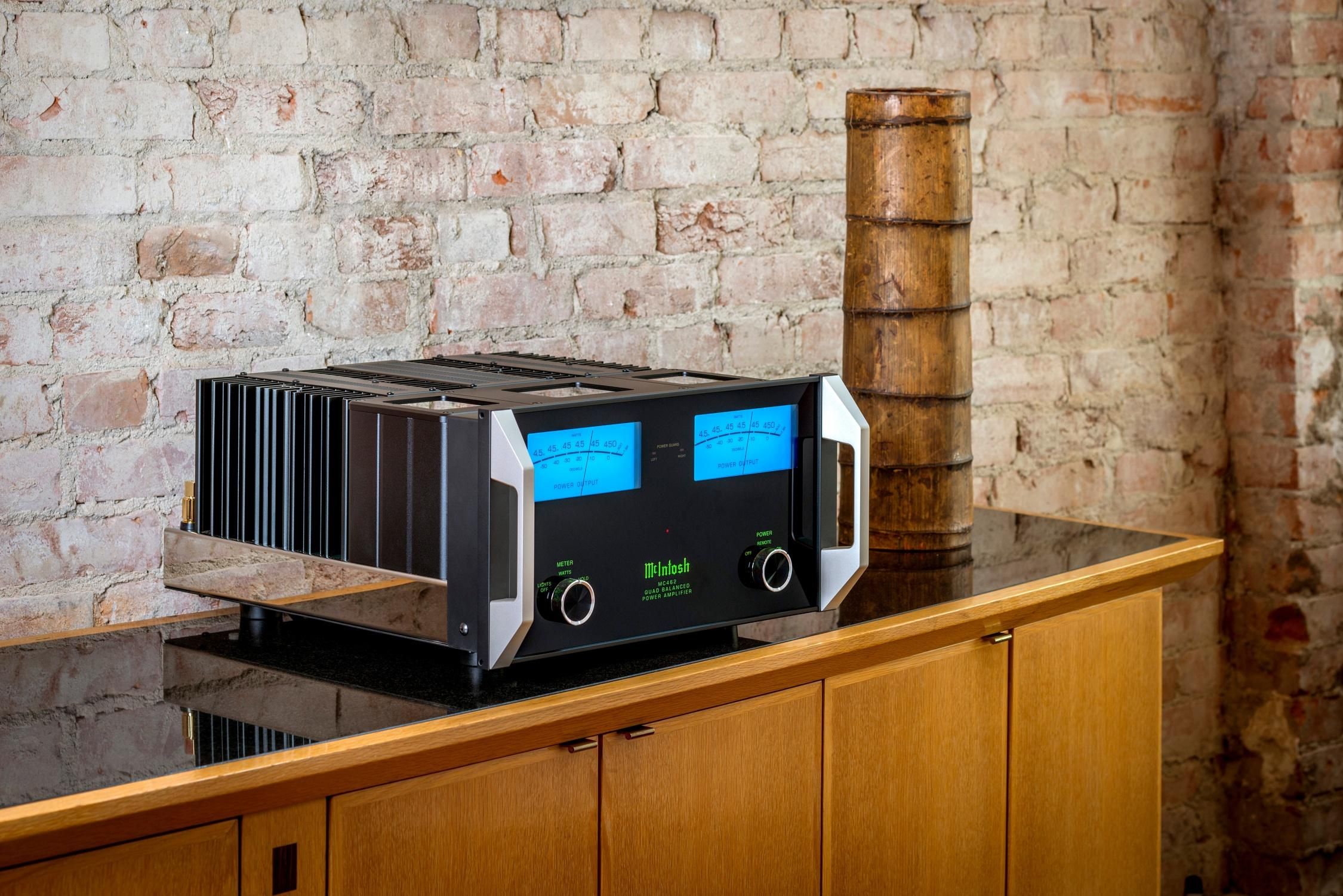 mcintosh amplifier